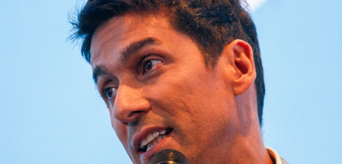 Arrestan a dos sujetos acusados de participar en portonazo sufrido por Rafael Araneda