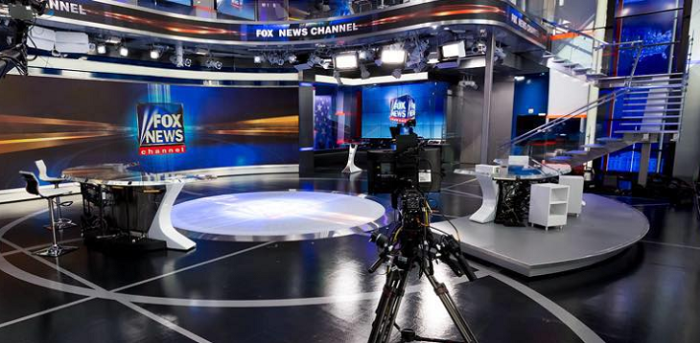 Despiden a otro presentador de Fox News acusado de acoso sexual