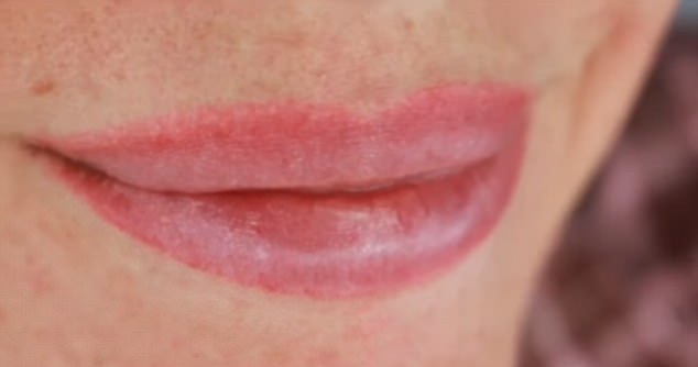 Stephanie Lange | Youtube 