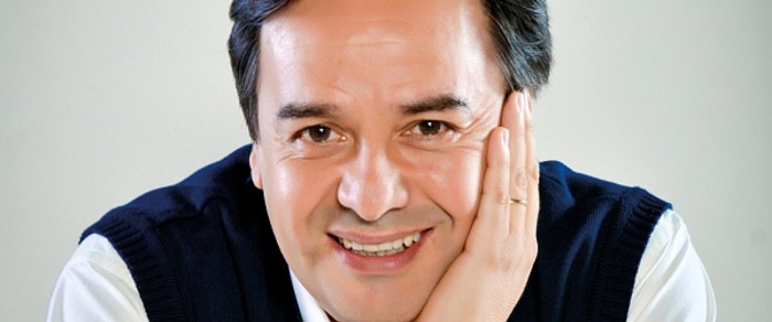 A 8 meses de su despido: Claudio Arredondo reaparece en Mega con rol en 'Historias de cuarentena'