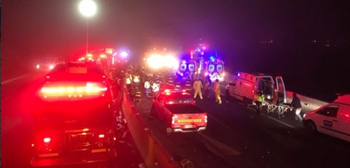 Dos muertos y 25 heridos deja bus que se volcó en cercanías a La Serena