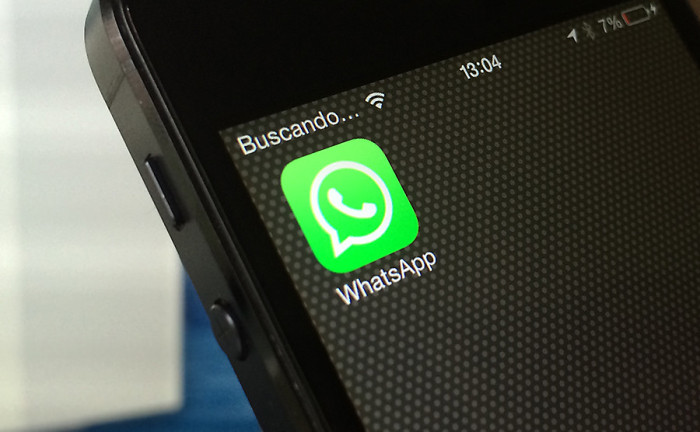 Sujeto decidió demandar a sus amigos luego de que lo echaran de un grupo de WhatsApp