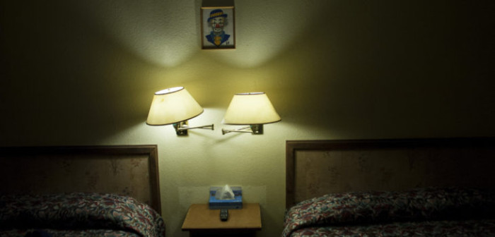 Condenan a pareja que apuñaló a dueño de motel por cobrarles la habitación por adelantado