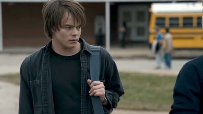 Actor de 'Stranger Things' fue deportado desde EEUU por posesión de cocaína