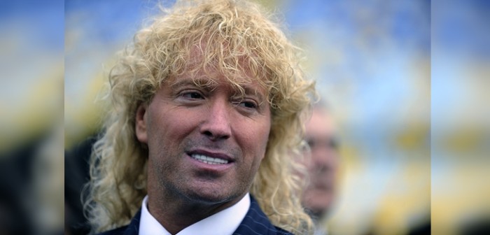 La petición de presidenta Bachelet a Farkas que lo incomodó durante el partido de Chile