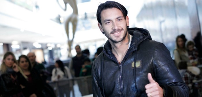 Mauricio Pinilla se llenó de piropos tras mostrar sus marcadas piernas: ¿mejor que Alexis?