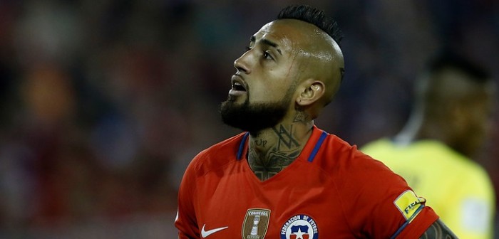 Diseñador de cartera masculina de Arturo Vidal denunció que no le han pagado