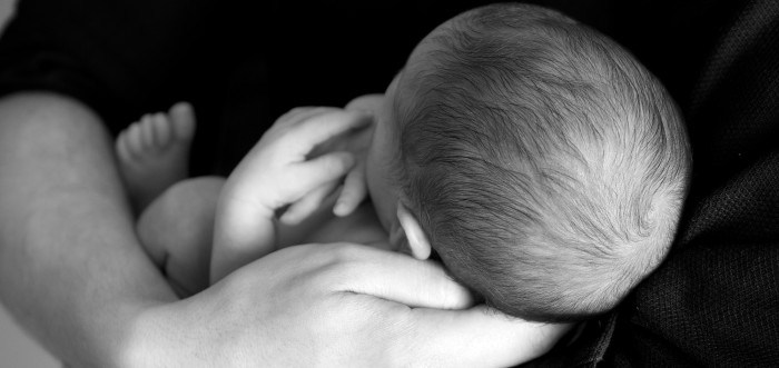 Parto Lotus: los peligros de traer bebés al mundo con este procedimiento alternativo