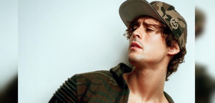 Cristóbal Álvarez muestra qué hizo con dinero que recibió en CHV tras accidente de Lastra