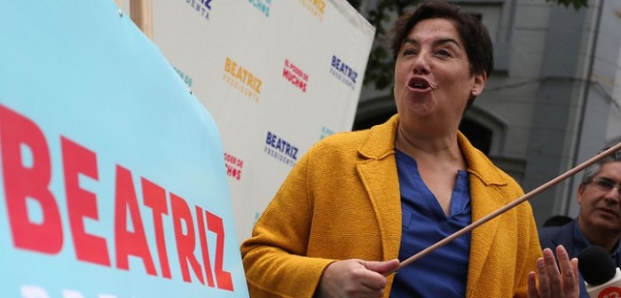 Todo es cancha: Bea Sánchez respondió a irrisorio mensaje de Junior Playboy  en Twitter