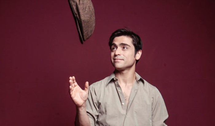 El debut televisivo del actor Etienne Bobenrieth en drama de CHV que pocos recuerdan