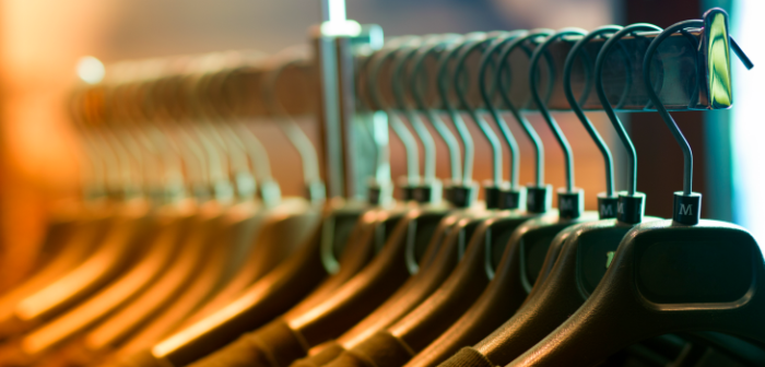 Estudio reveló que popular prenda de vestir es la más contaminante del mundo