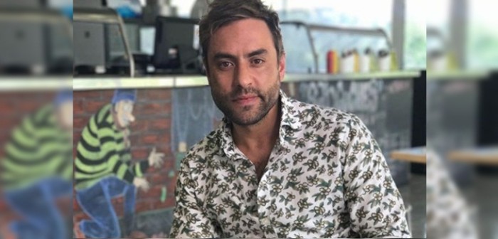 Este será el llamativo look de Álvaro Gómez en 