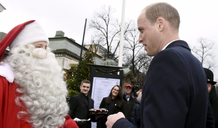 Príncipe William se reunió con 'Viejito Pascuero' y le entregó tierna carta de su hijo