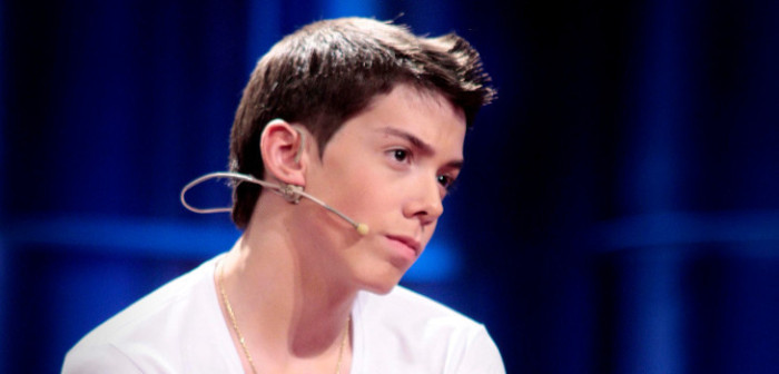 Matinal de TVN pilló a Hernán Calderón Jr. saliendo de clínica: se habría hecho una 'lipo'