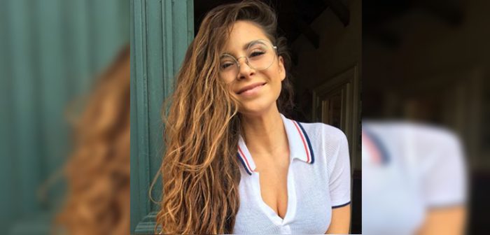 El criticado look de Camila Gallardo durante cierre de la Teletón en el Estadio Nacional