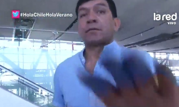 Tras extradición de su hijo: Huaquipán vivió violento episodio con equipo de 'Hola Chile'