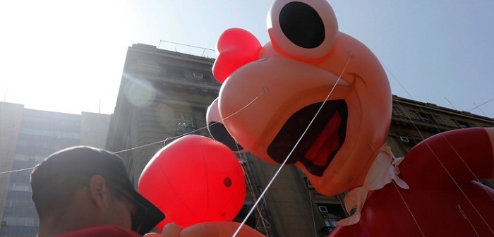 Peculiar característica de 'Coné' en adelanto del Paris Parade 2017 sacó risas en redes