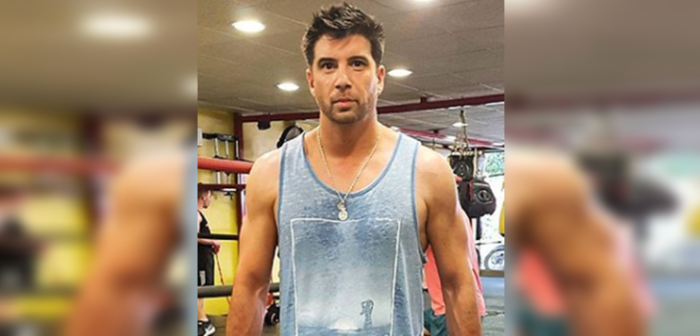 Mario Velasco comparte orgulloso el logro de su hija Julieta: pasó a primero básico