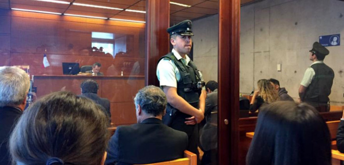 Papá de niño que murió olvidado en auto quedó con firma quincenal y arraigo nacional