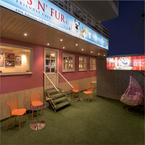 Critterati Hotel