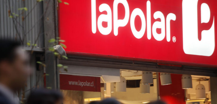 Sernac demanda a La Polar por refinanciamiento unilateral de deudas con tarjeta de crédito