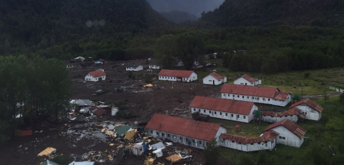 Declaran 'Alerta Roja' por aluvión en Villa Santa Lucía y prestan albergue para afectados