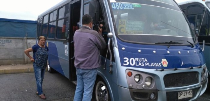 La inesperada carrera en micro para evitar que mujer diera a luz en público en Talcahuano