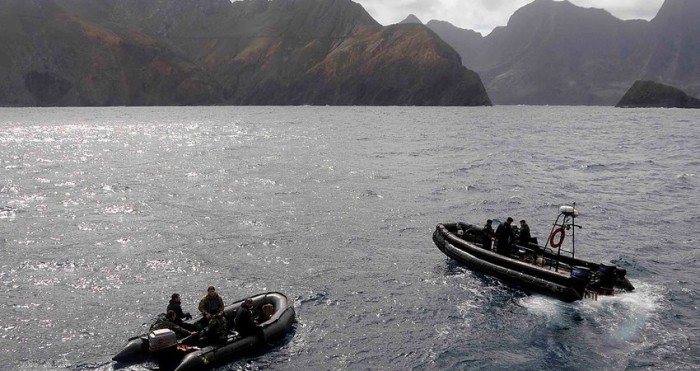 Famosos lideran importante campaña en redes para proteger área marina de Juan Fernández