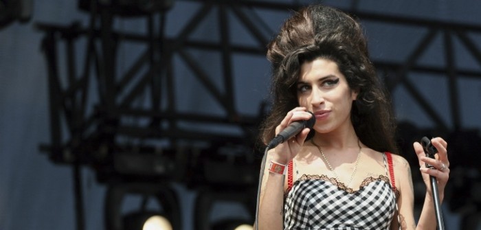 La inaudita revelación del padre de Amy Winehouse: fantasma de su hija lo visita a diario