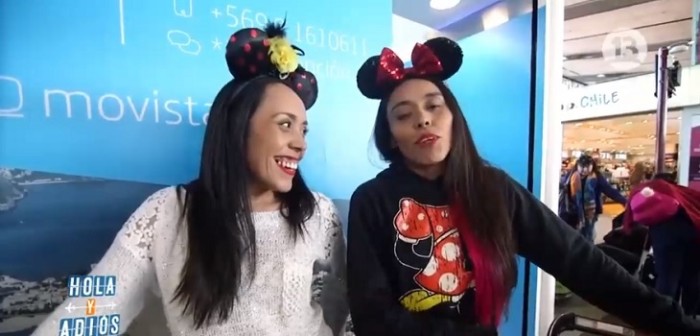 Gemelas fanáticas de Disney World dividieron a seguidores de 'Hola y Adiós' en Twitter