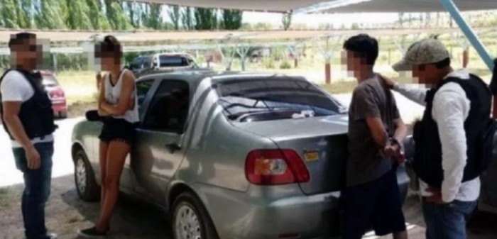 Una 'fuga de amor': la increíble desaparición de una menor de 15 años que paralizó a Argentina