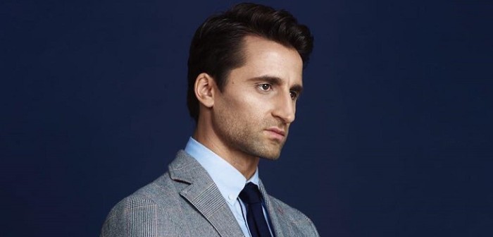 Emilio Edwards recordó su debut televisivo con antigua foto de 'Vivir con 10'