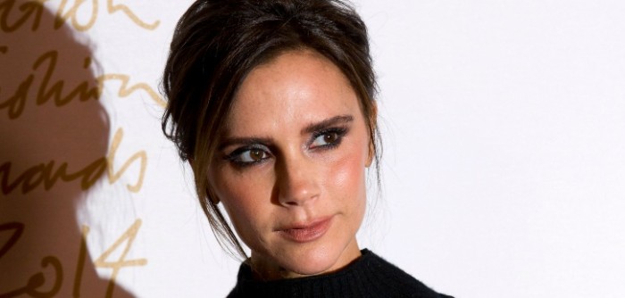 Llueven críticas a Victoria Beckham por promocionar sus productos con modelo 'muy delgada'