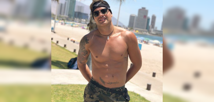 Nelson Pacheco genera polémica tras compartir imagen junto al 'Papa'