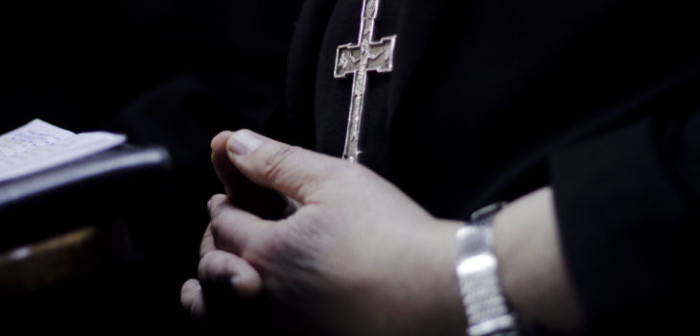Más de 80 sacerdotes están en lista de ONG de EEUU con casos de abusos sexuales en Chile