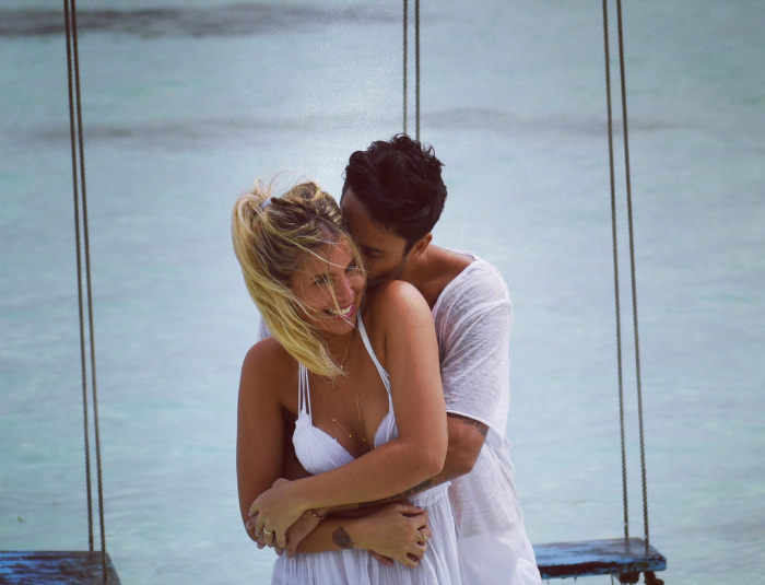 ¿$20 millones? Coté López aclara rumores sobre el excesivo costo de su vestido de novia