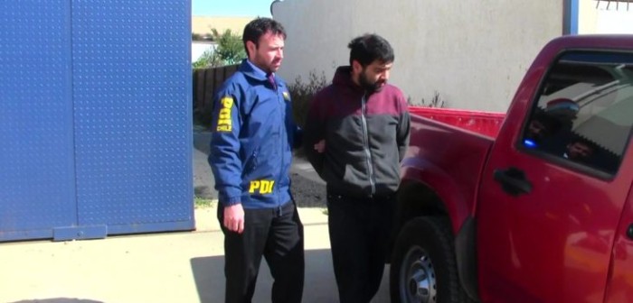 Hombre habría matado a golpes a su padre por herencia de $30 millones: fue detenido