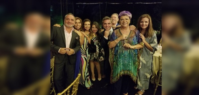 Importante figura del 'Mucho Gusto' se casó: armó una tremenda fiesta con sus compañeros