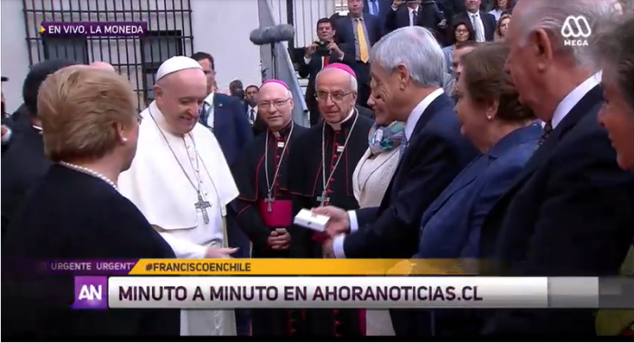 ¿Qué le regaló el Papa a Sebastián Piñera y Cecilia Morel en La Moneda?