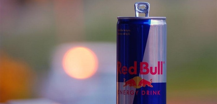 Sujeto sufrió una hemorragia cerebral tras beber gran cantidad de bebidas energéticas