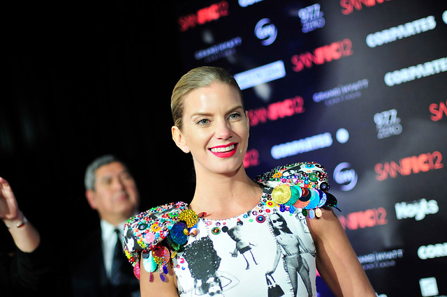 La imagen con la que Javiera Acevedo quiso complicar a Jiles por polémica sobre feminismo