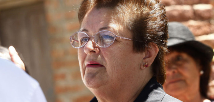 Abuela paterna de Emmelyn cree la versión de Navarro: 