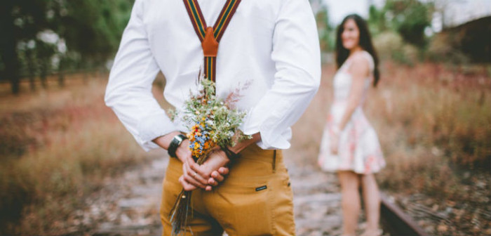 Hombre inventó regalo de San Valentín para violar a su amiga: su plan fue maquiavélico