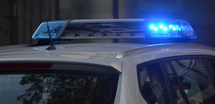 Por hacerse el 'chistoso': joven escapó de la policía, los llamó para burlarse y terminó encarcelado