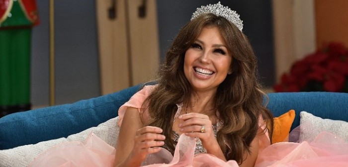 ¿De mal gusto? Thalía recibe críticas de sus fans por fotos en lencería junto a unicornios