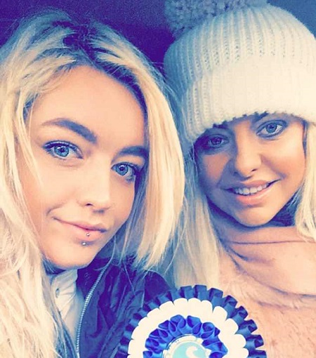 Holly y Sarah | Instagram