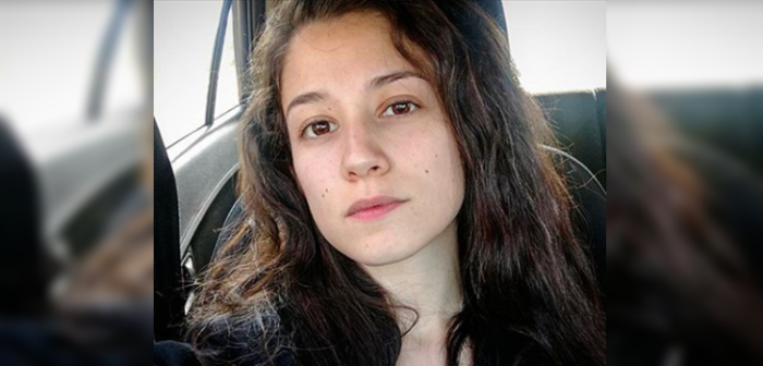 Fernanda Ramírez paró en seco comentarios homofóbicos contra obra teatral de su marido