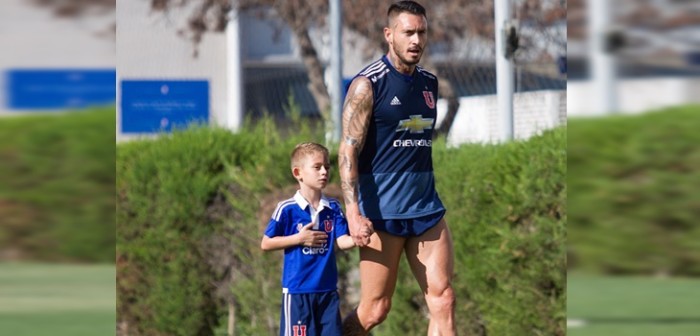 Hijo de Mauricio Pinilla se convirtió en el nuevo rostro infantil de conocida multitienda