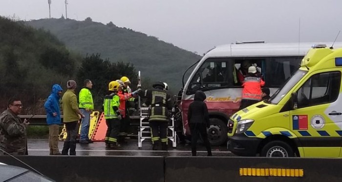 Colisión dejó un muerto y 7 heridos en Concepción: vehículo quedó completamente destrozado